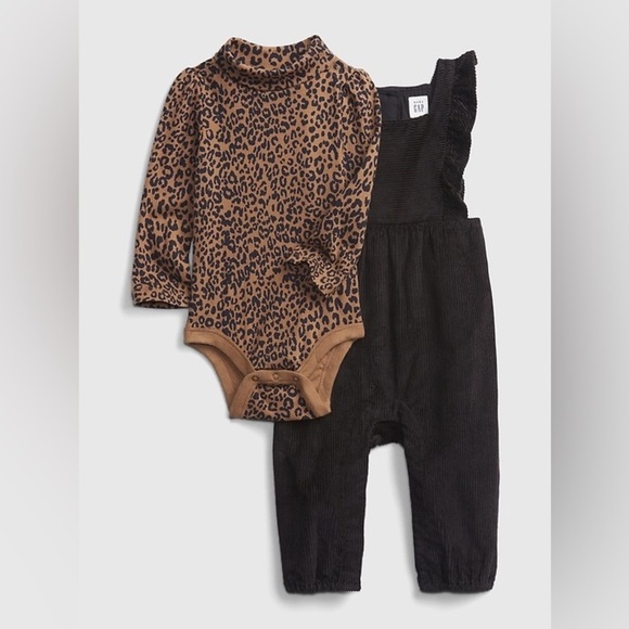 Gap corduroy 2 piece bodysuit 6-12M - Picture 1 of 6
